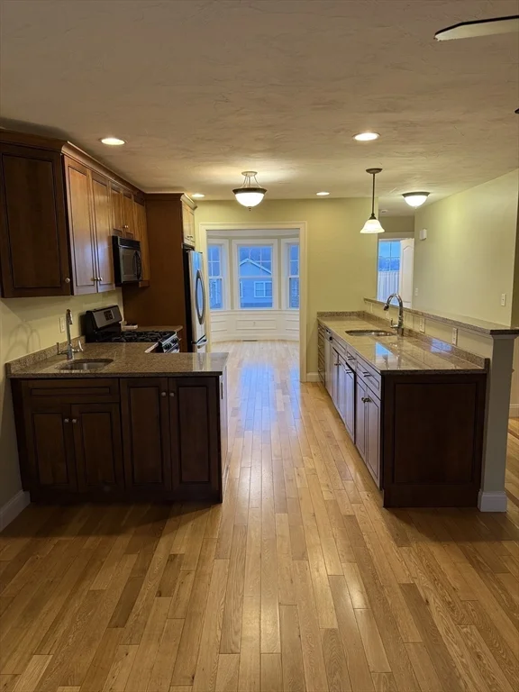 30 Johnson St, Worcester