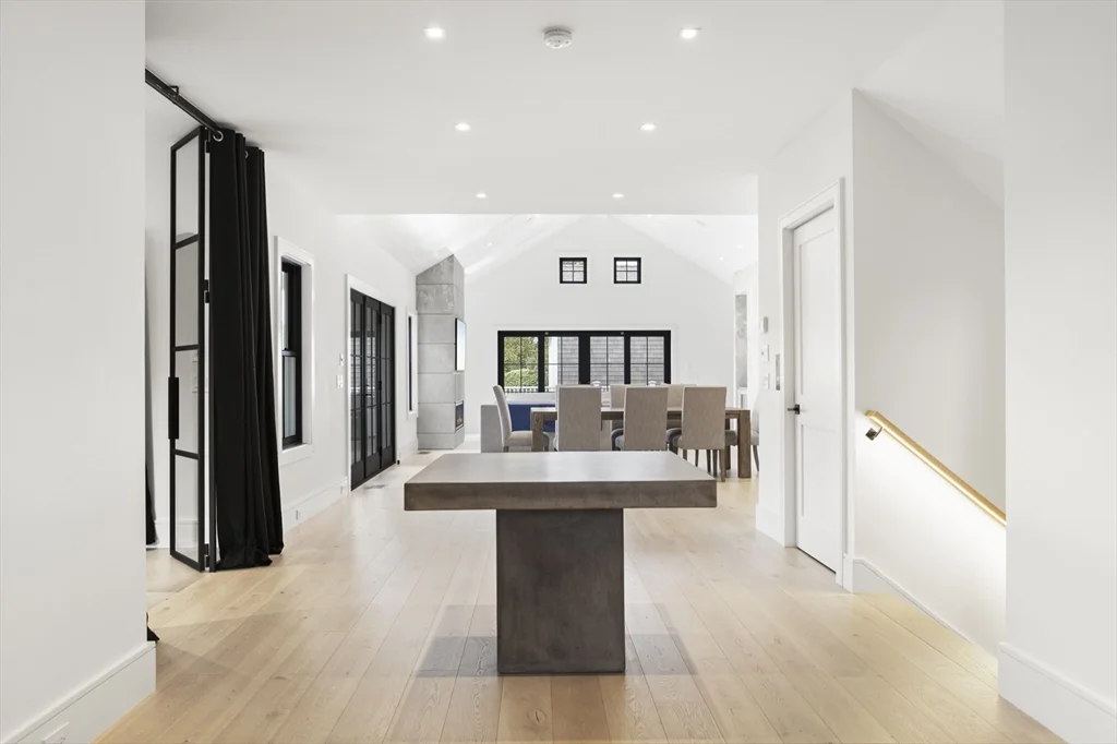 3 Old Mill Ct, Nantucket