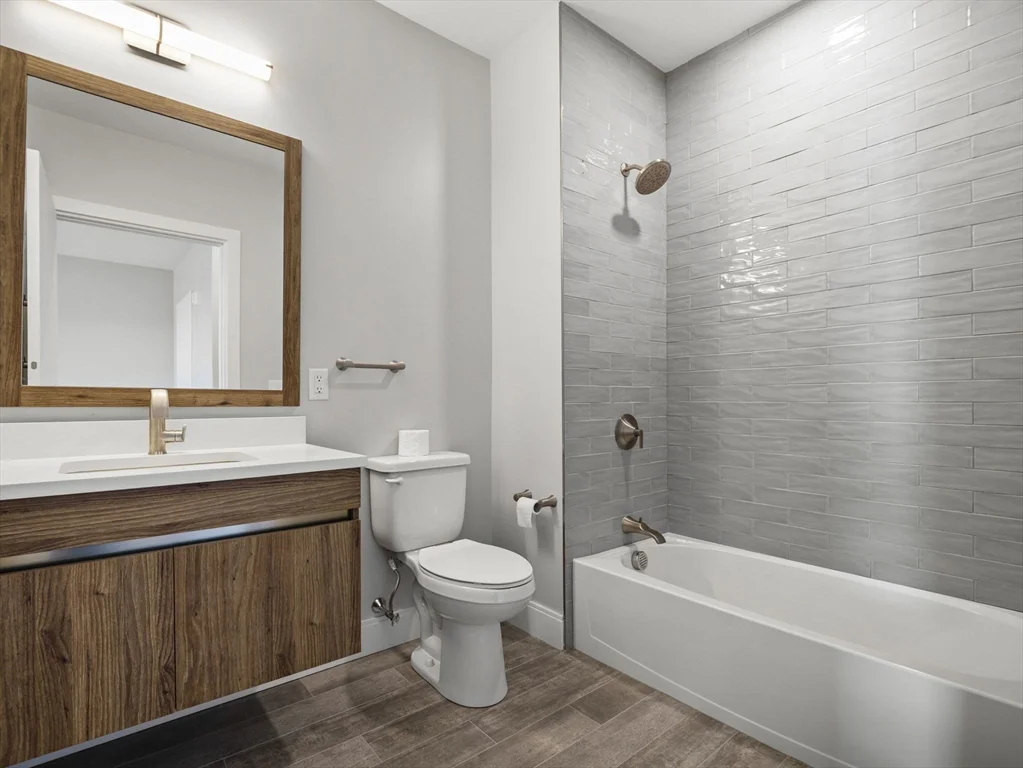 9 Central St, Spring Hill