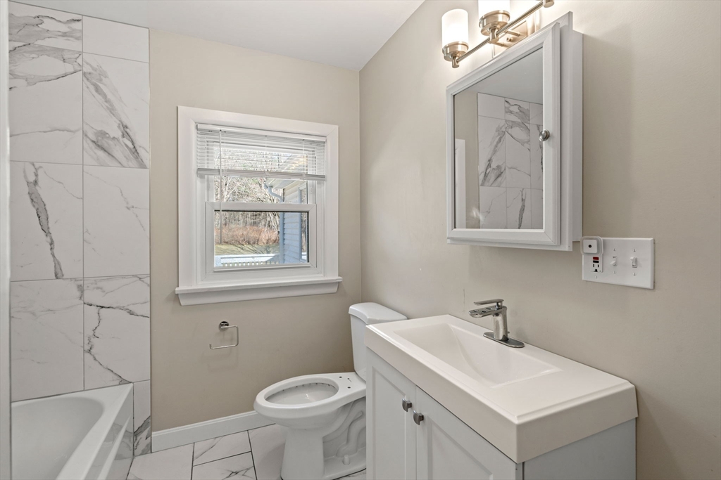 115 Mill St, Lincoln