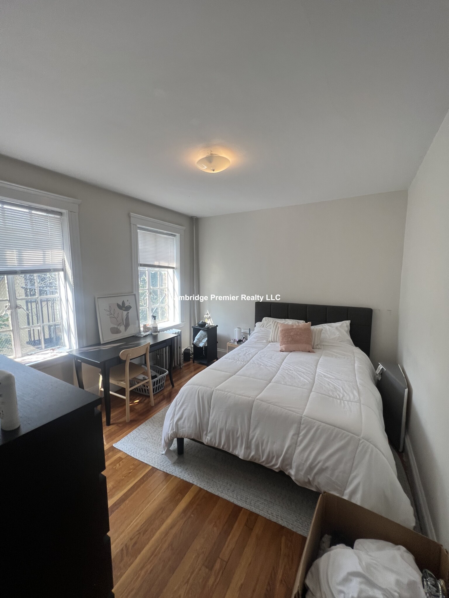 28 Langdon St, Neighborhood Nine