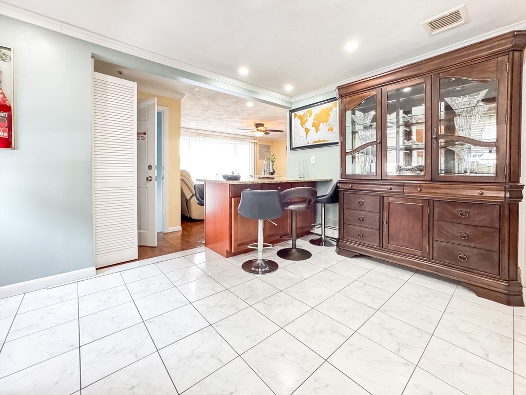 34 Rumney Rd, Revere