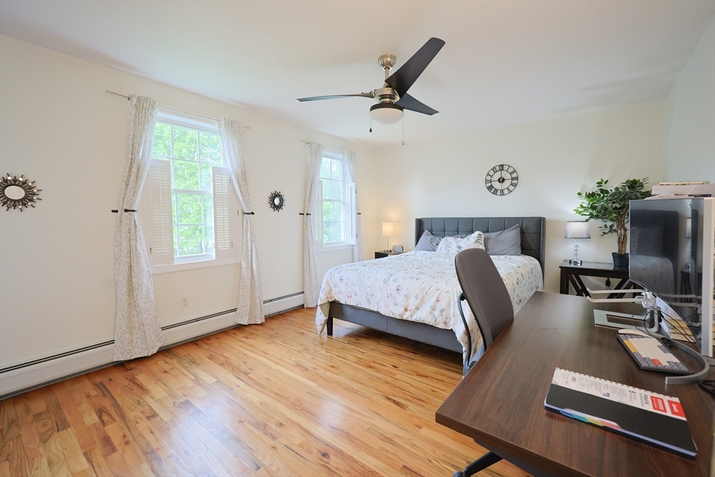 52 Galway Dr, North Attleboro