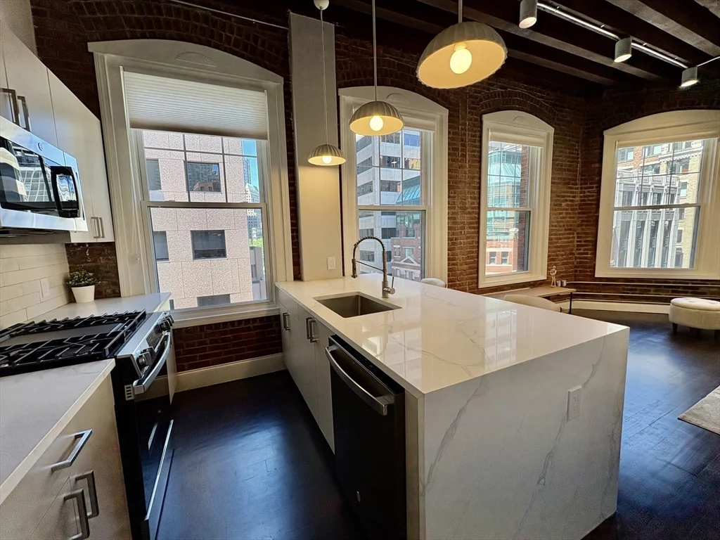 281 Franklin St, Boston Downtown