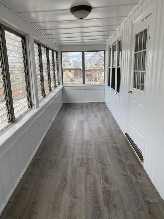 98 Alpine St, Neighborhood Nine