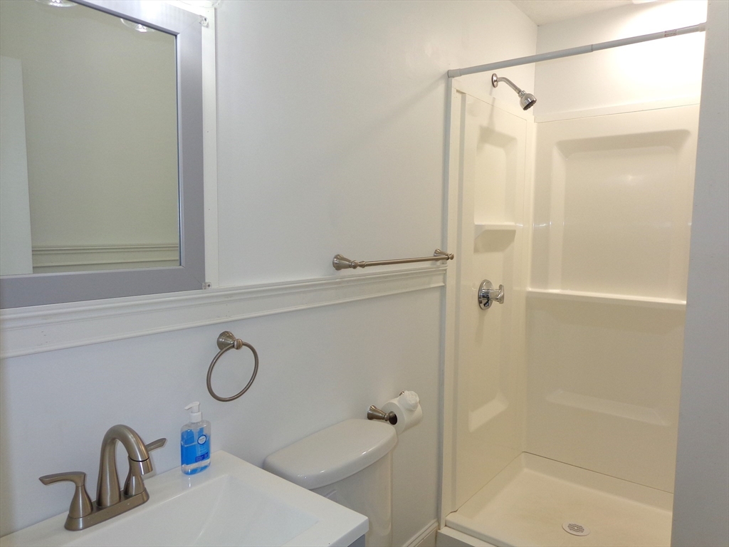 25 Acton St, Watertown