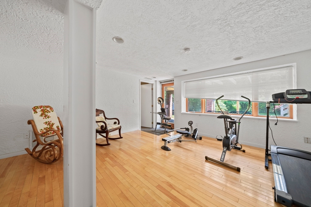 37 Harwich Rd, Newton