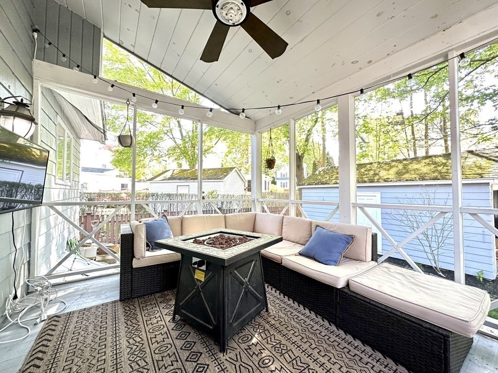 11 Pkwa, North Medford