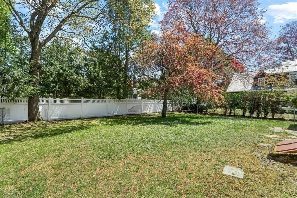 59 Wedgemere Ave, Winchester