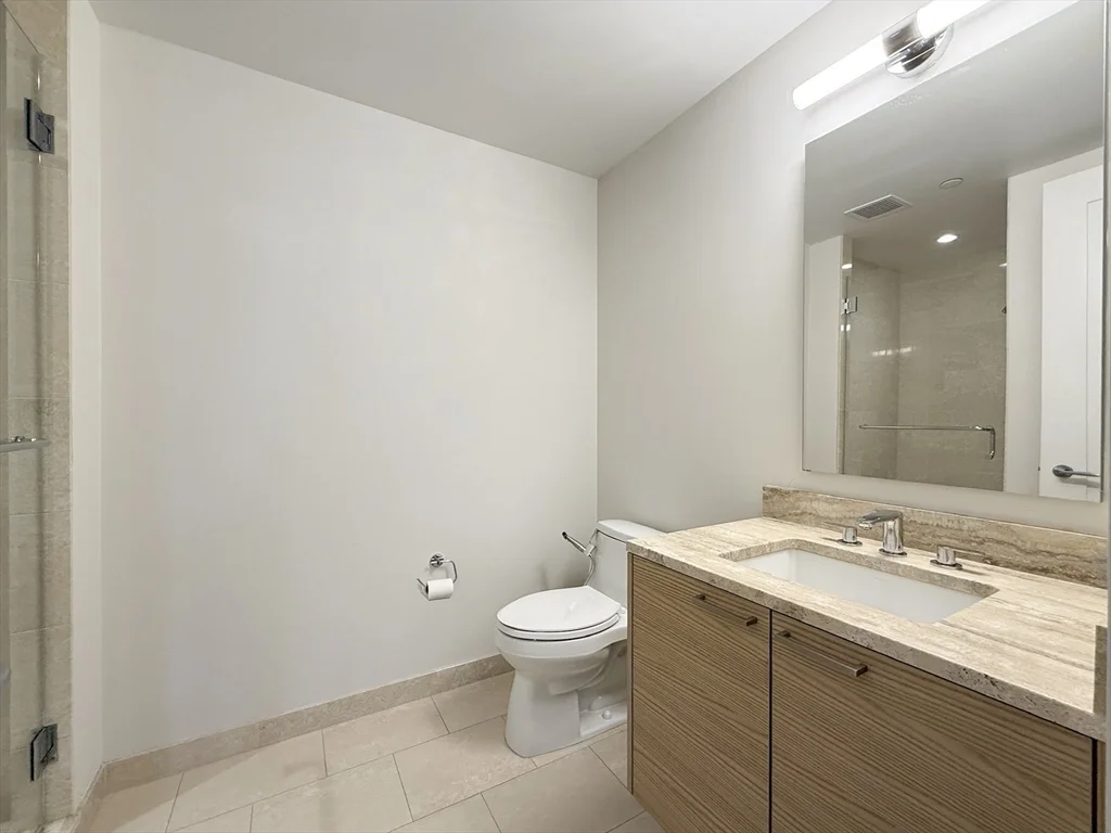 1 Franklin St, Midtown