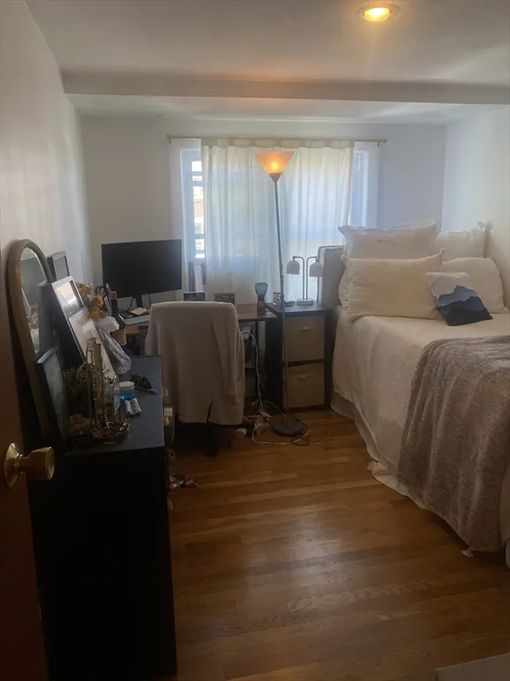 278 Harvard St, Mid-Cambridge