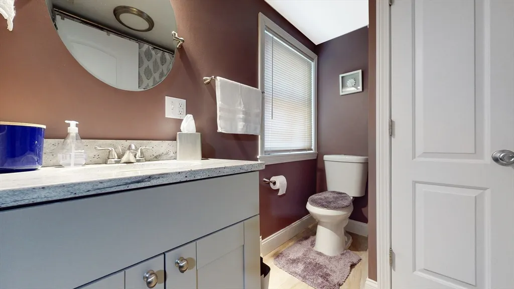 10 Riverbank Rd, Maynard