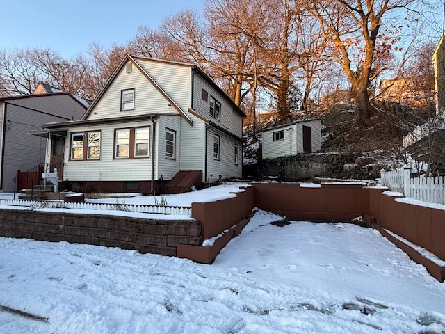 60 Haines St, Medford