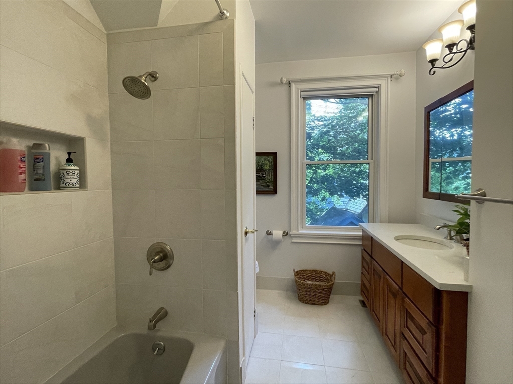 217 Freeman, Coolidge Corner