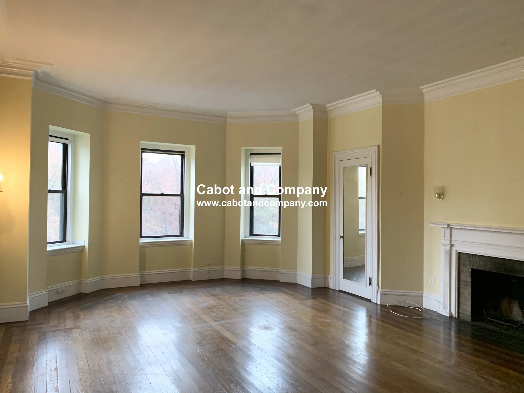 317 Commonwealth Ave, Back Bay