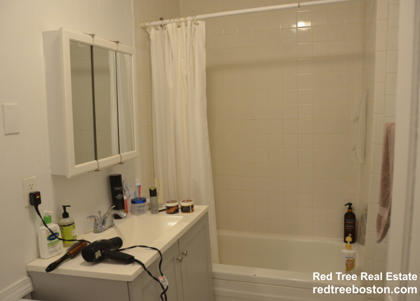 238 Hemenway St, Fenway