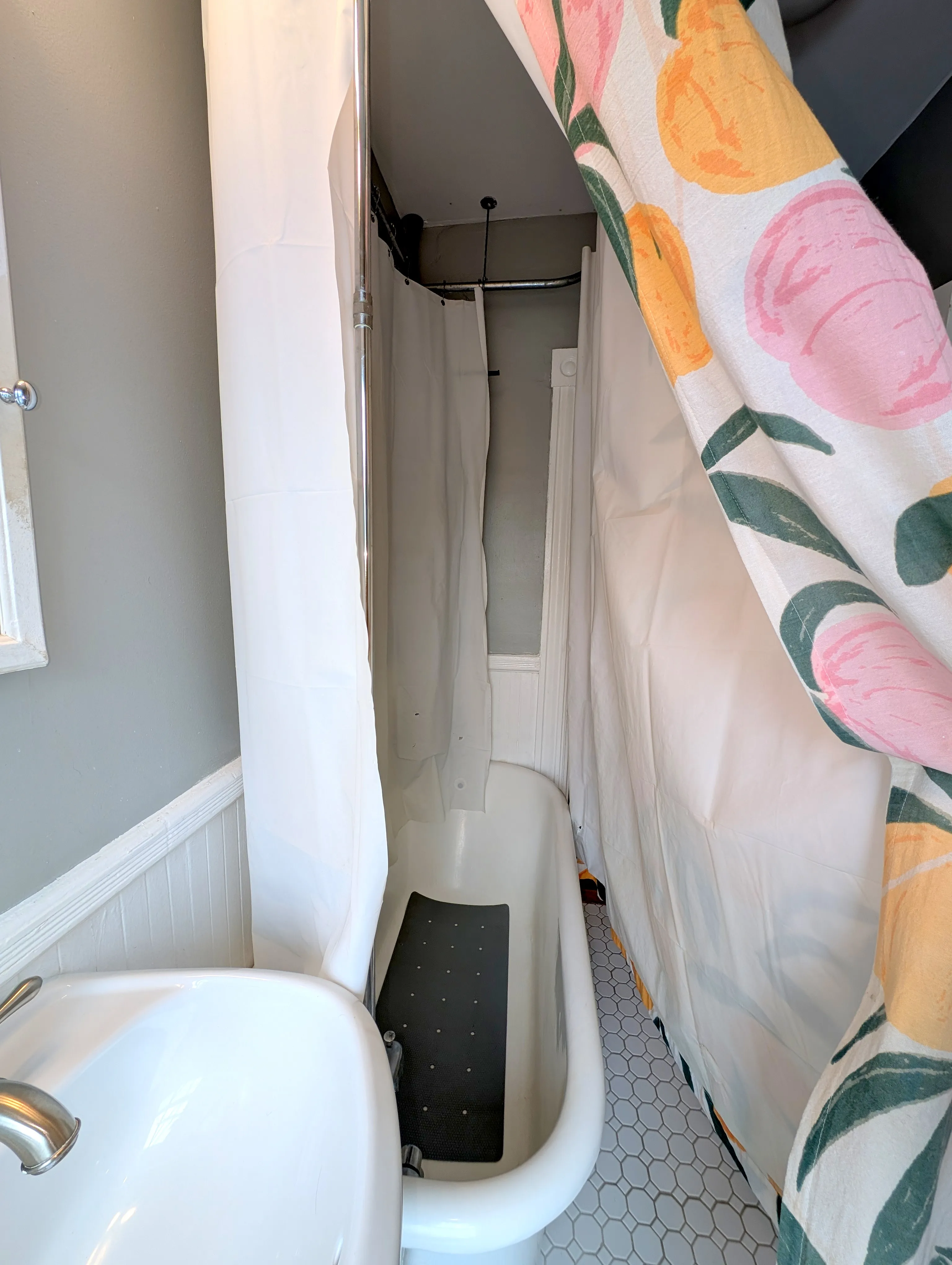 111 Woodstock St, West Somerville