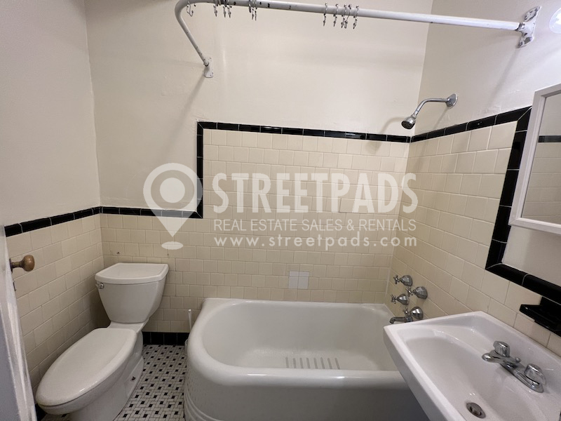 2 Ware St, Mid-Cambridge