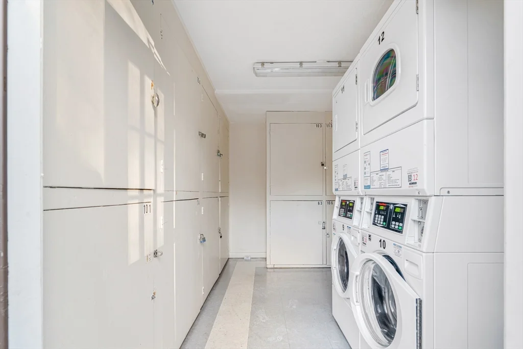 10 Woodcrest, Weymouth