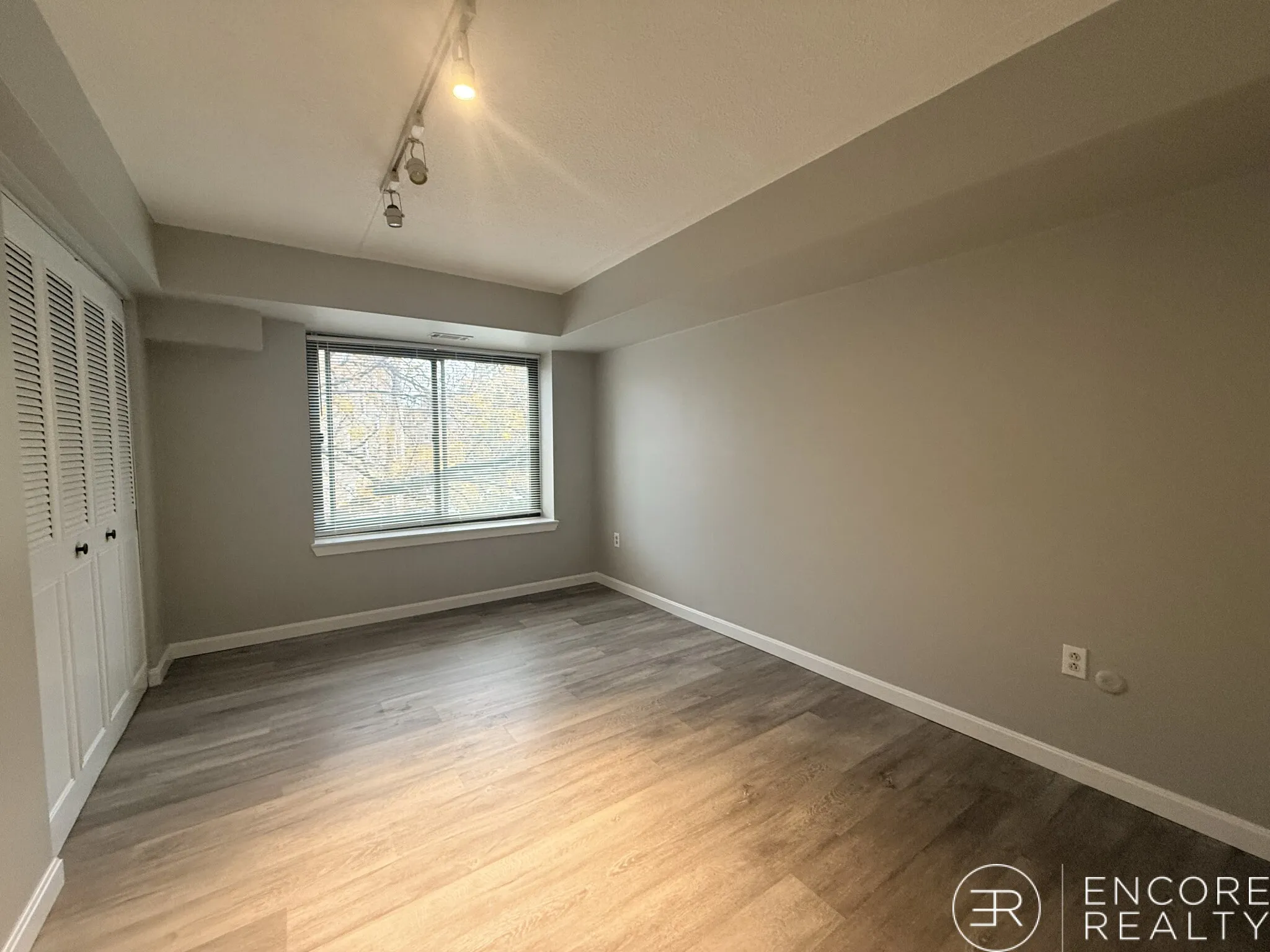 1243 Beacon St, Coolidge Corner