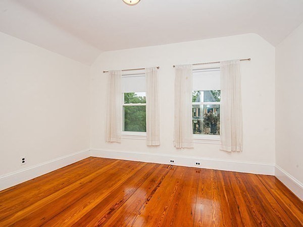 86 Belmont St, Spring Hill