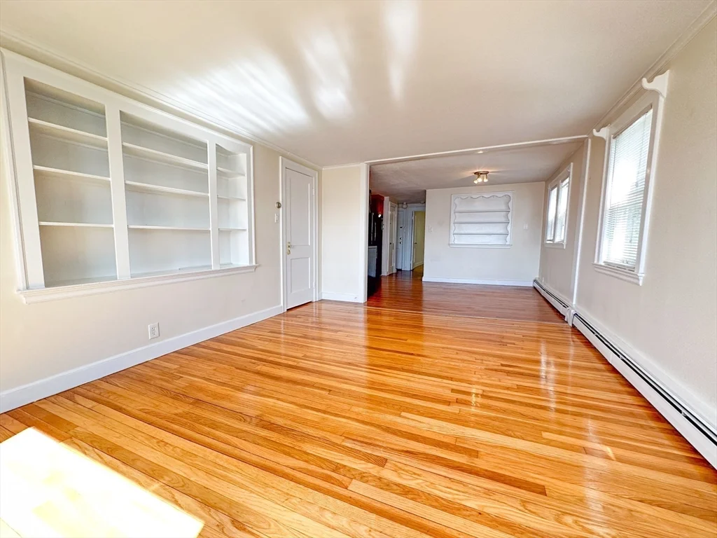 75 Dorchester St, Quincy