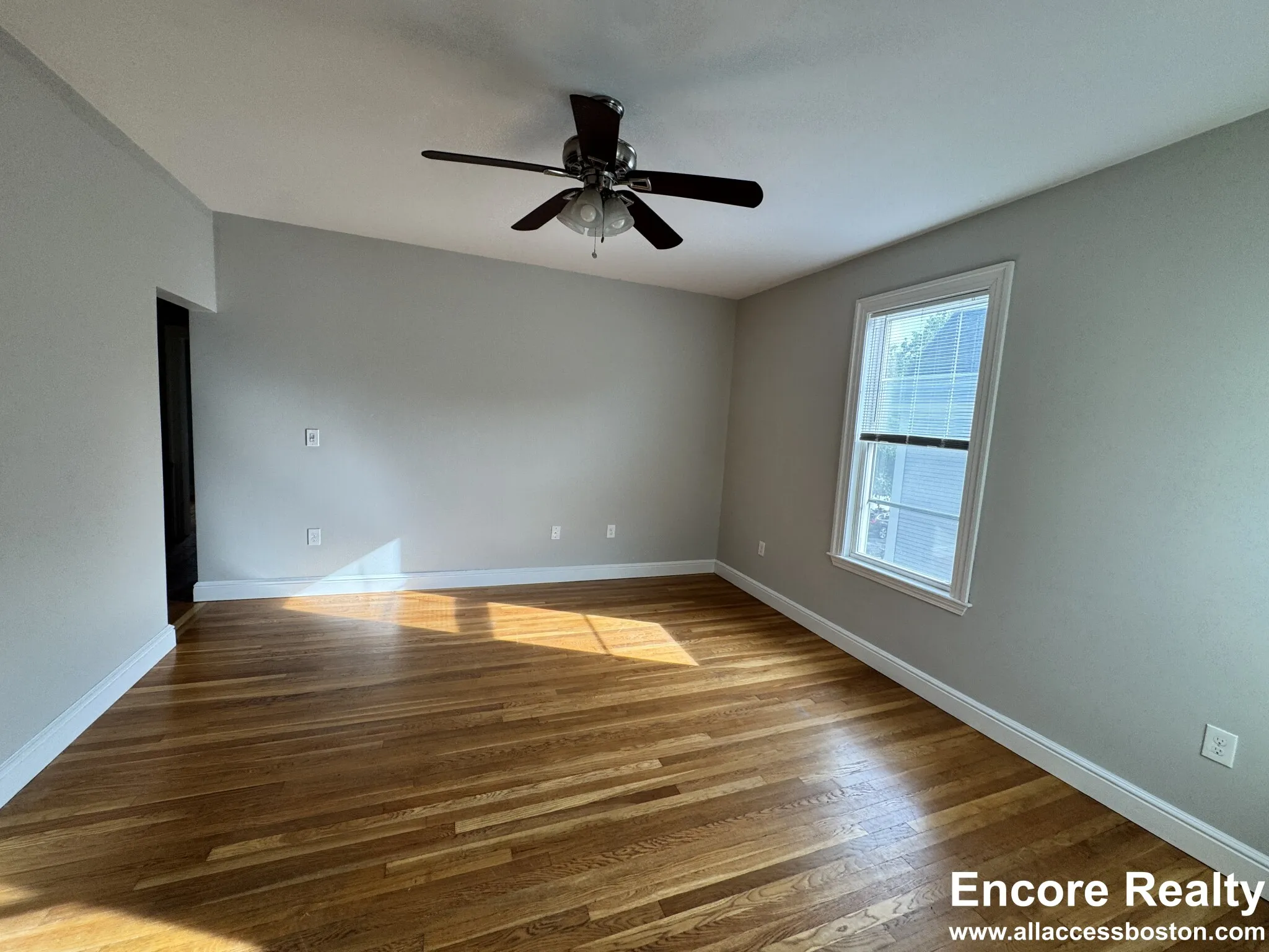 13 Pleasant St, Central Square