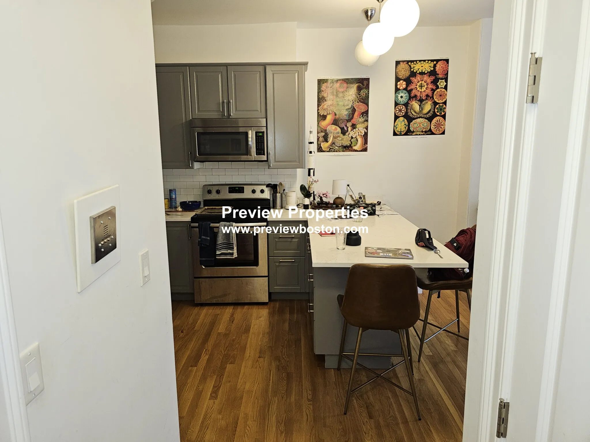 922 Beacon St, Fenway