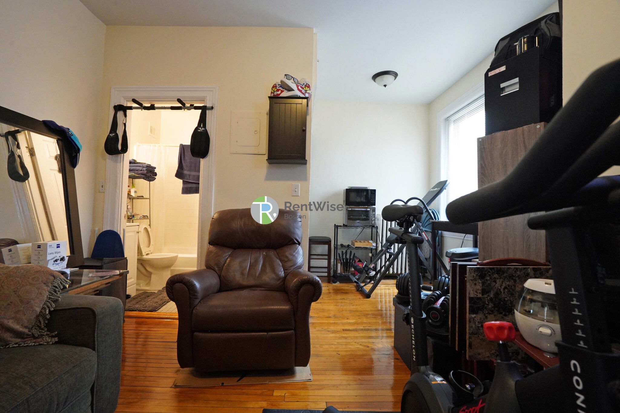 1212 Commonwealth Ave, Brighton