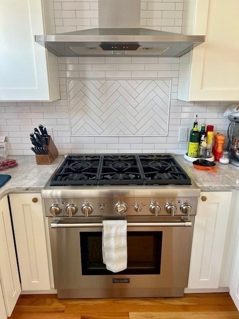 277 Bunker Hill St, Charlestown