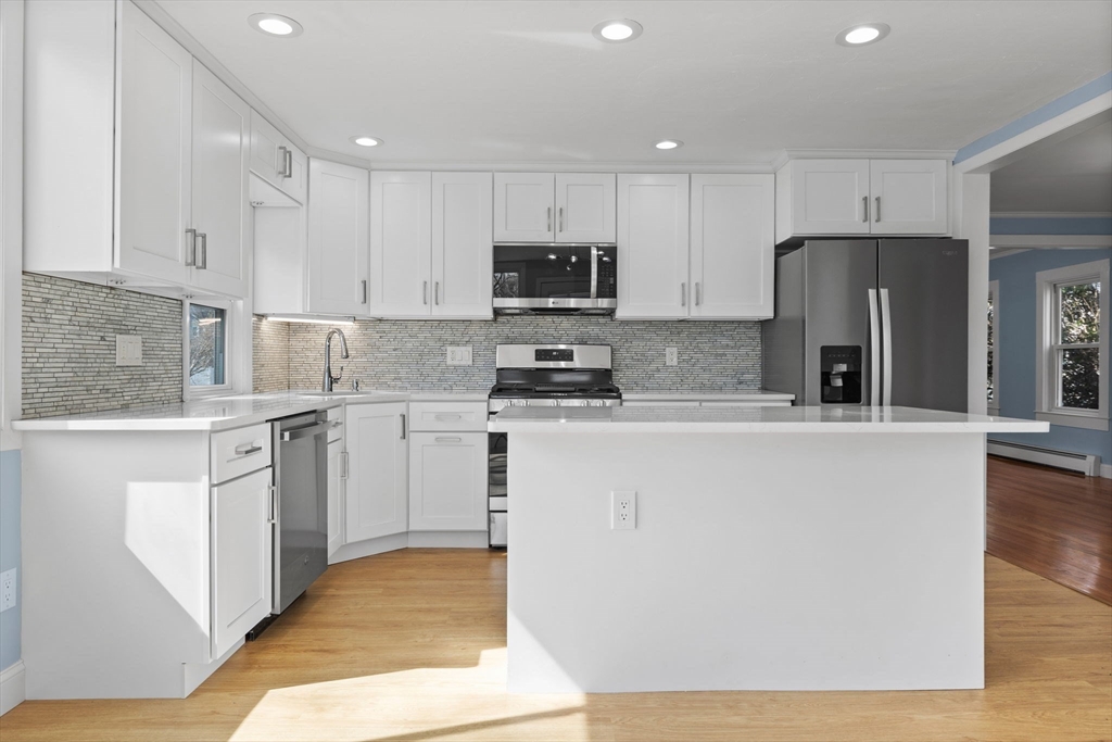 5 Fells Ave, Milford