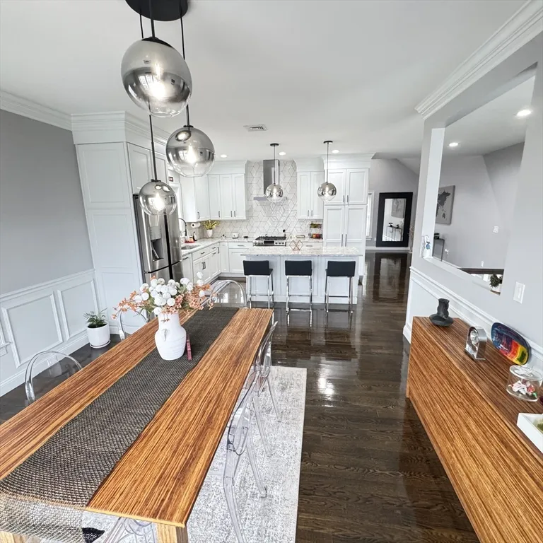 259 Oakwood Ave, Revere