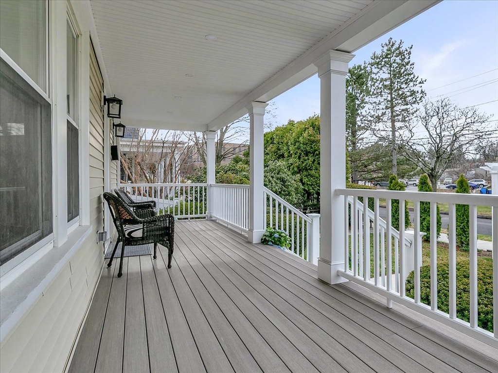 2031 Commonwealth Ave, Newton