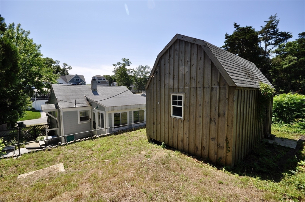 28 Cochituate Rd, Priscilla Beach