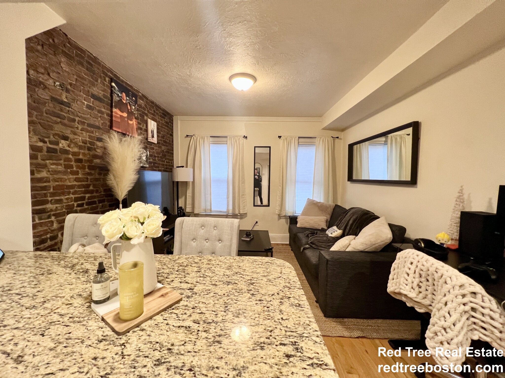 1 Grimes St, South Boston