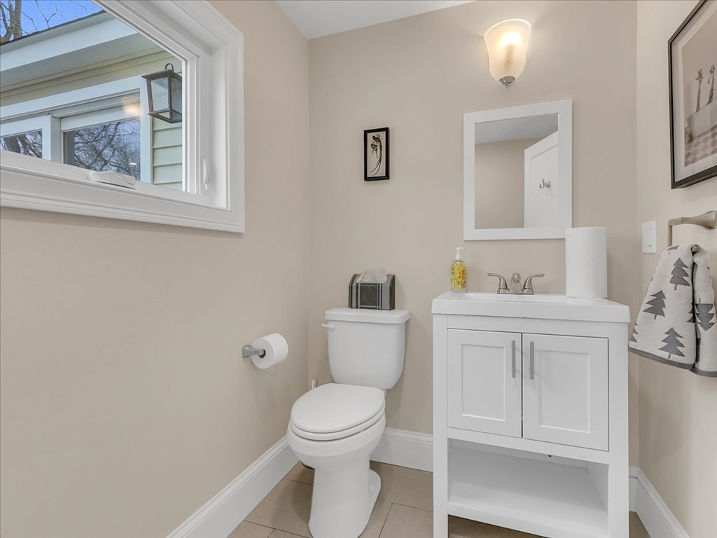 2031 Commonwealth Ave, Newton