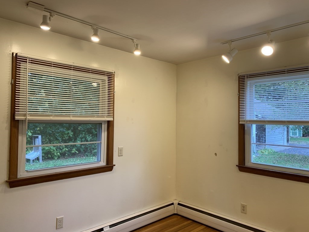 8 Tower Ter, Wareham