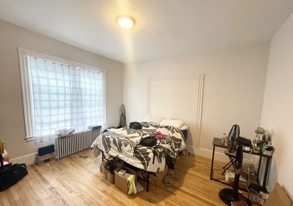 158 Boston St, Boston