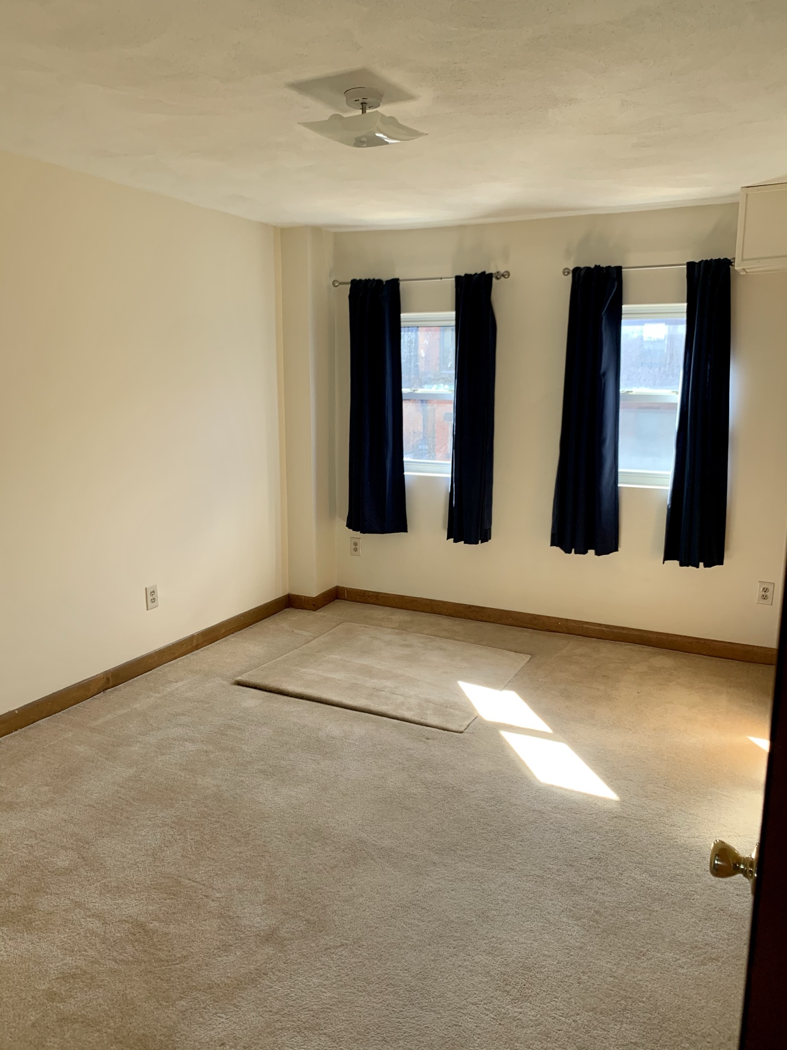 3 bed, 2 bath apartment for rent at 59 Hemenway St Unit PH, Fenway — photo 5 of 13