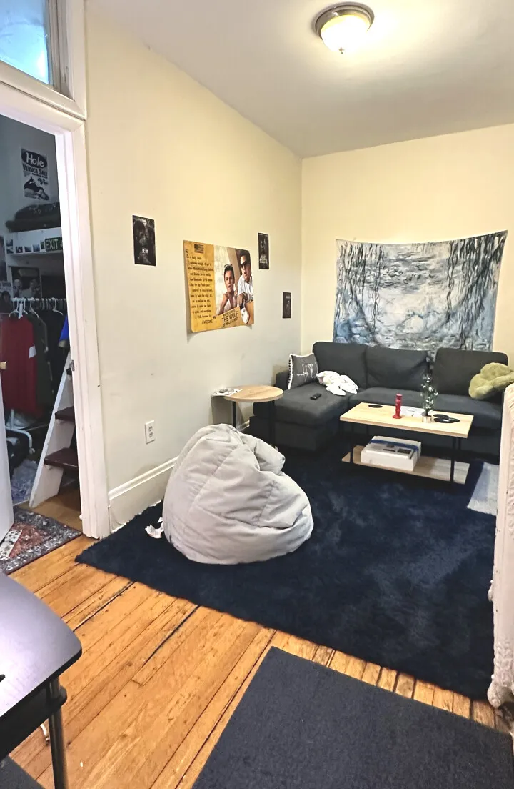 15 Aberdeen St, Fenway