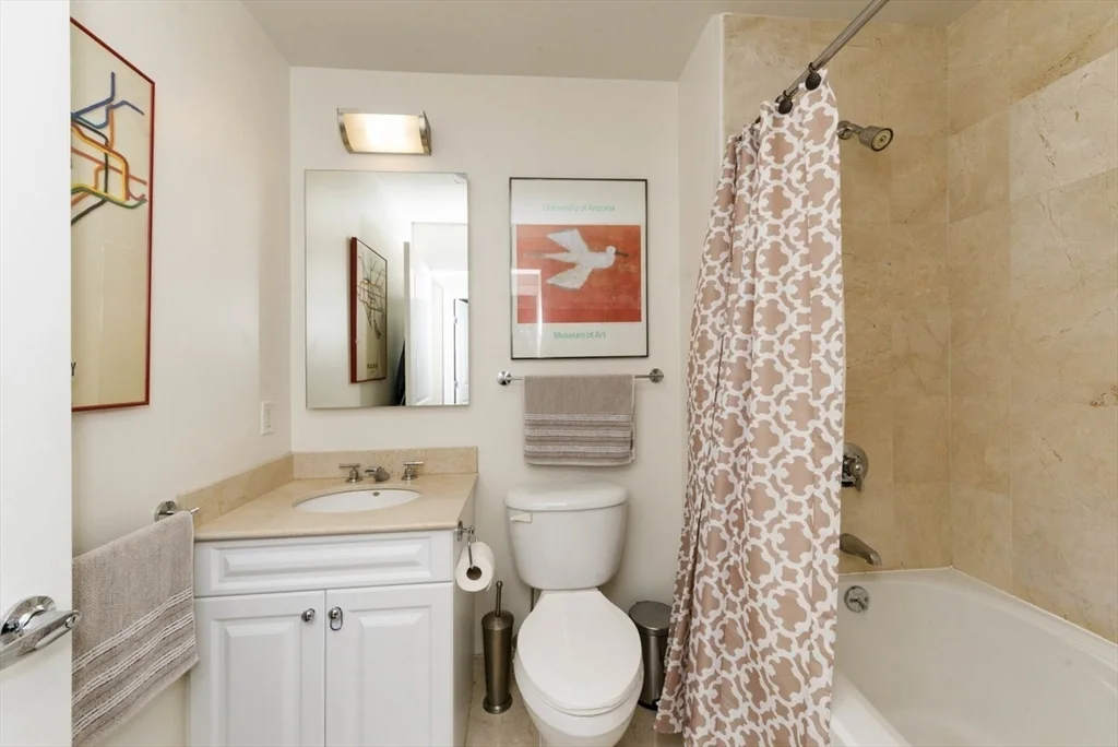 535 Harrison Ave, South End