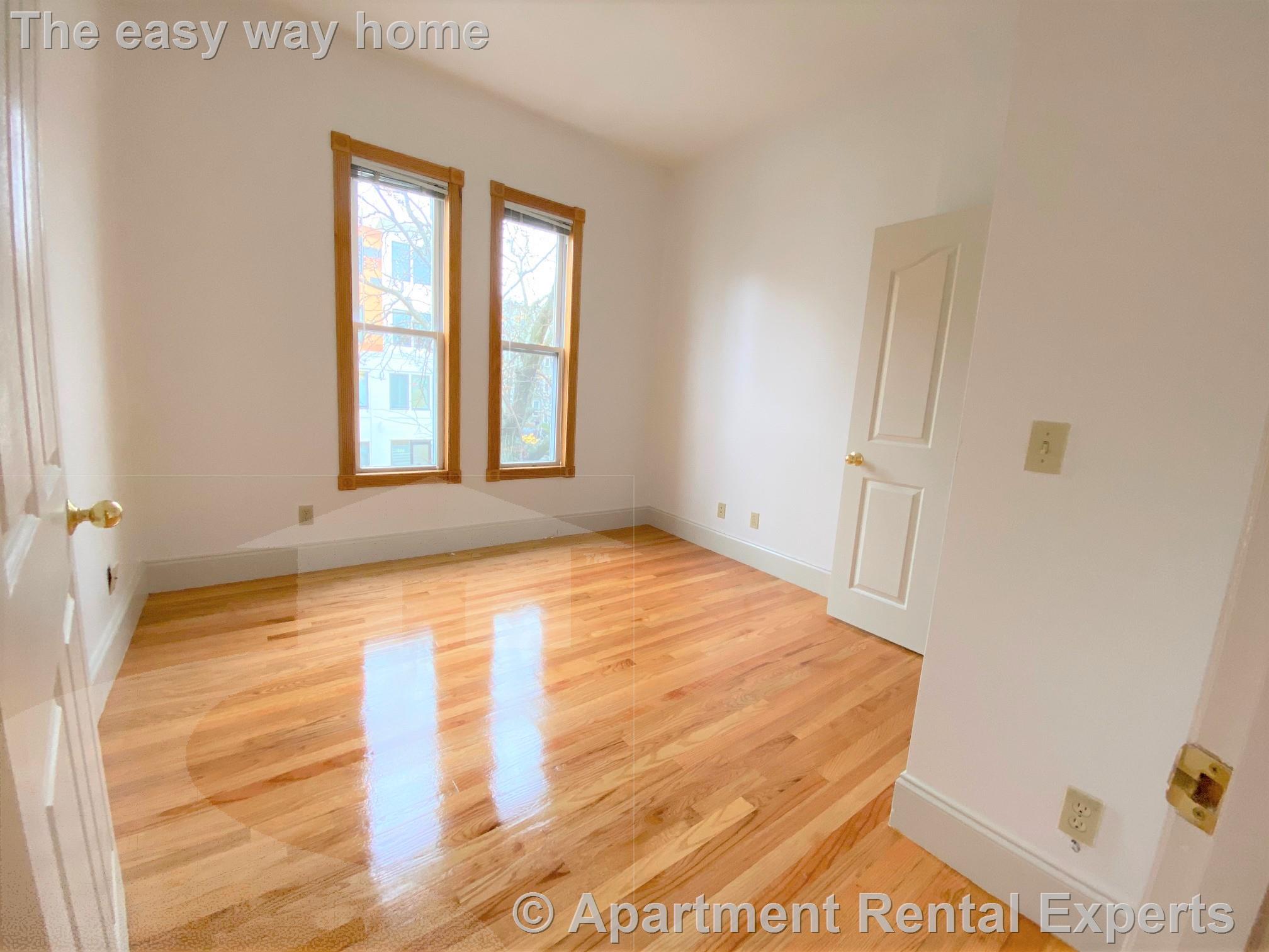 183 Columbia St, Central Square