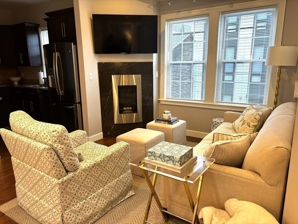 177 E St, South Boston