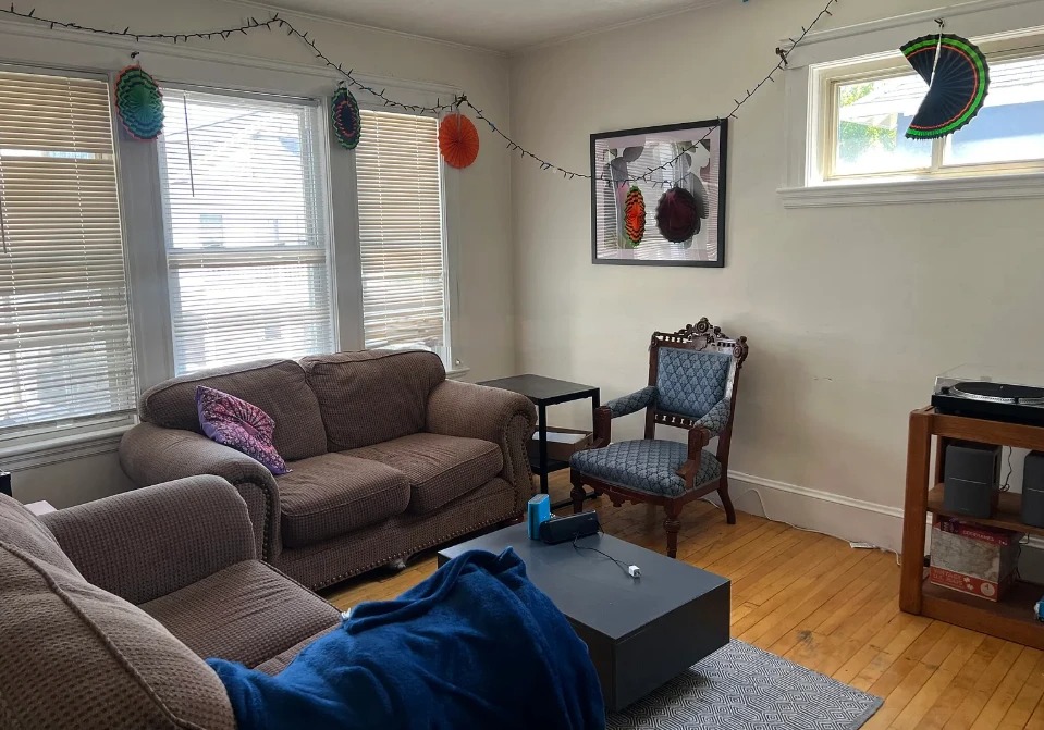 35 Rose St, Ward Two