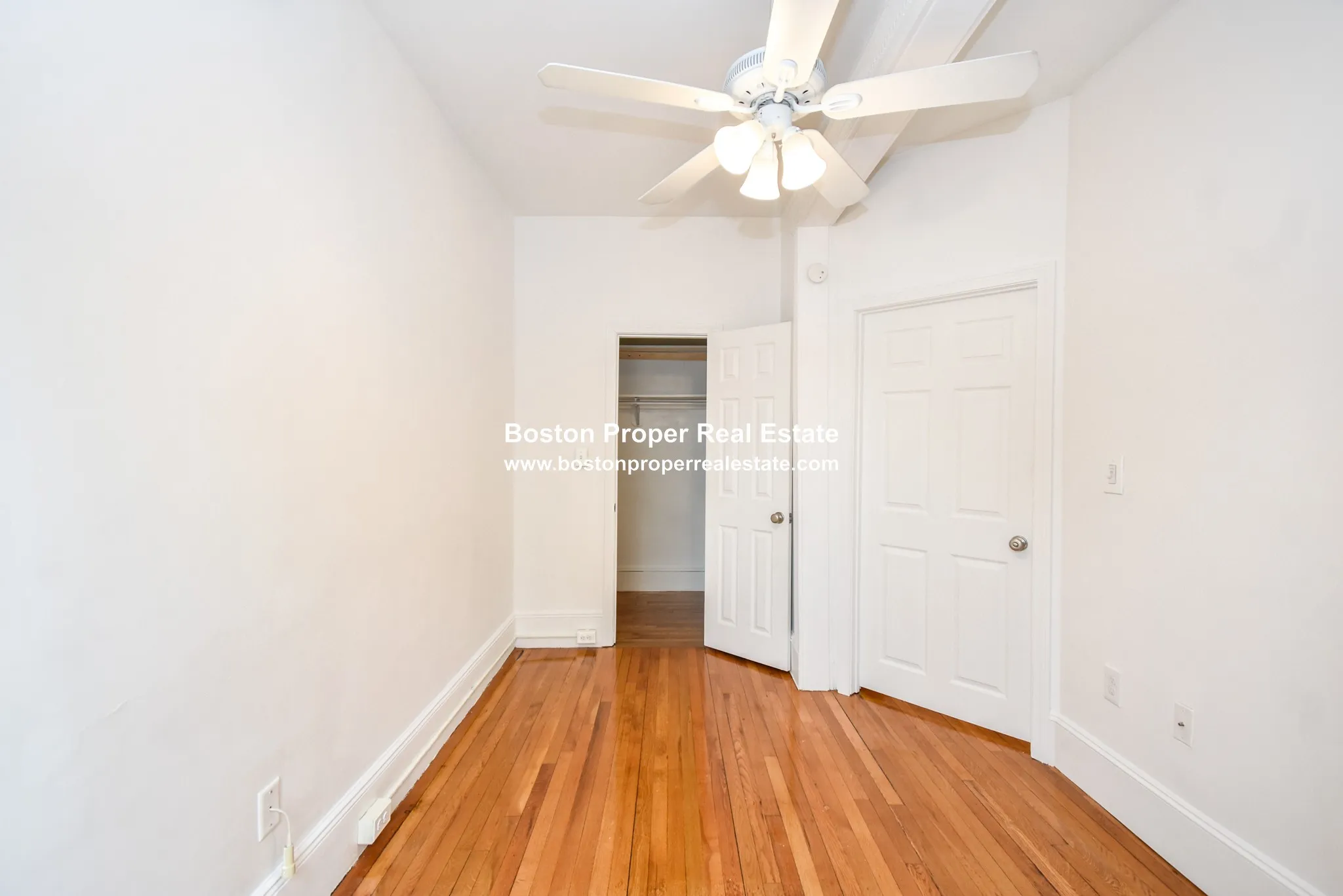 26 Hemenway St, Fenway