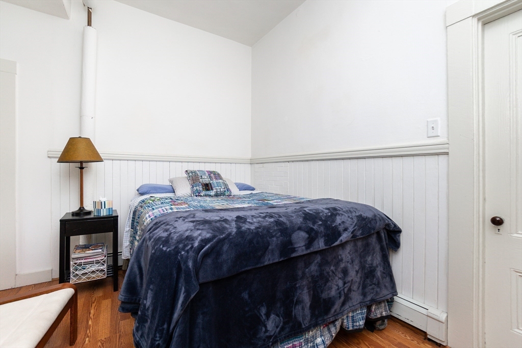 101 Central Ave, Newtonville