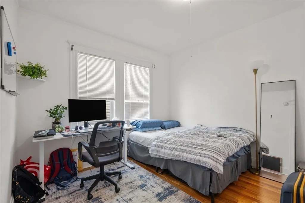 18 Claymoss Rd, Brighton