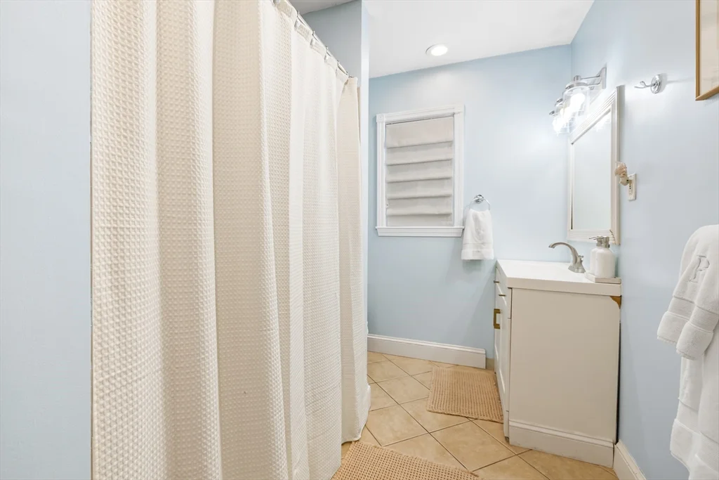 171 H St, South Boston