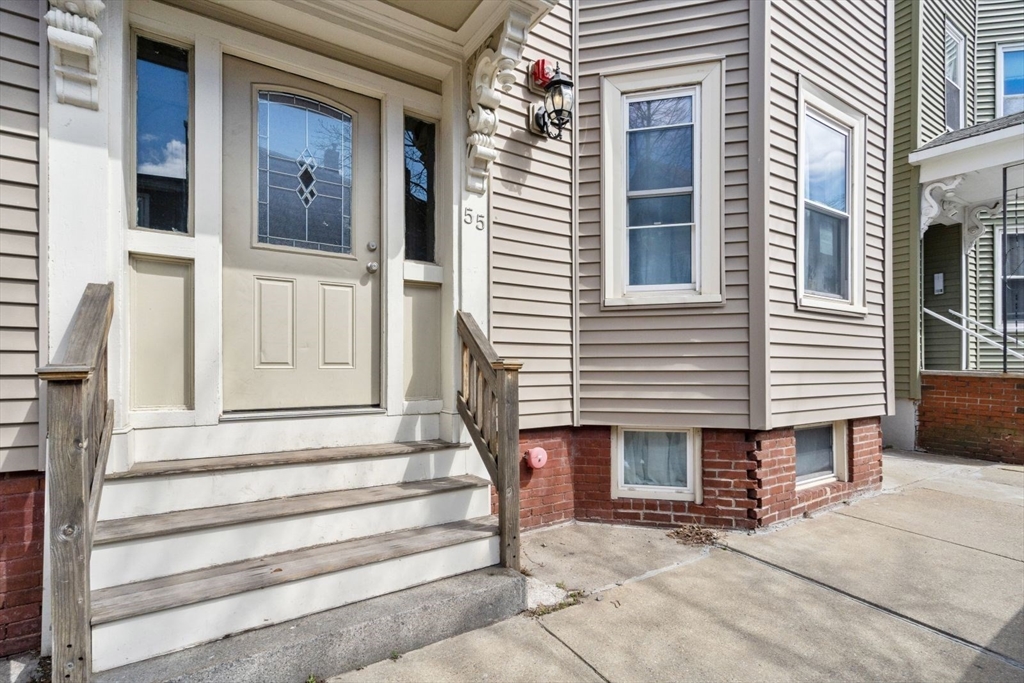 55 Middle St, South Boston