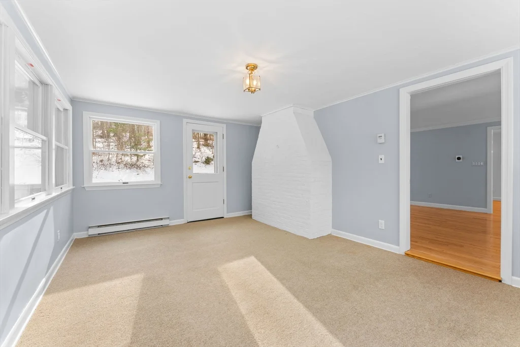 26 Cedar Hill Rd, Dover